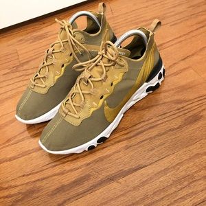 Nike element react 55 metallic gold